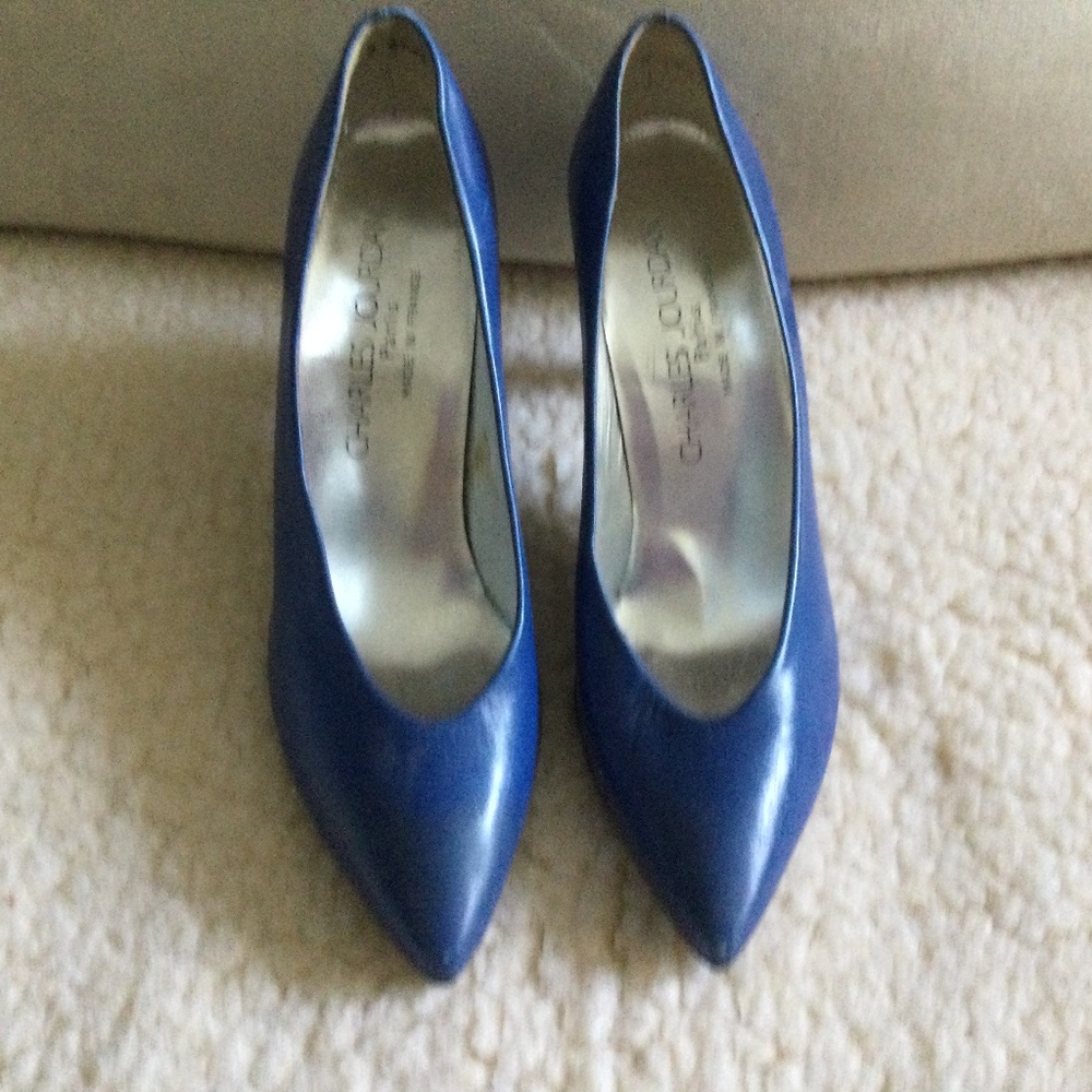 Charles Jourdan pumps Leather  AUTHENTIC